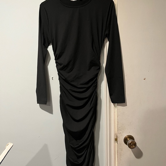 MK Boutique Black Long Sleeve Dress - Picture 2 of 3